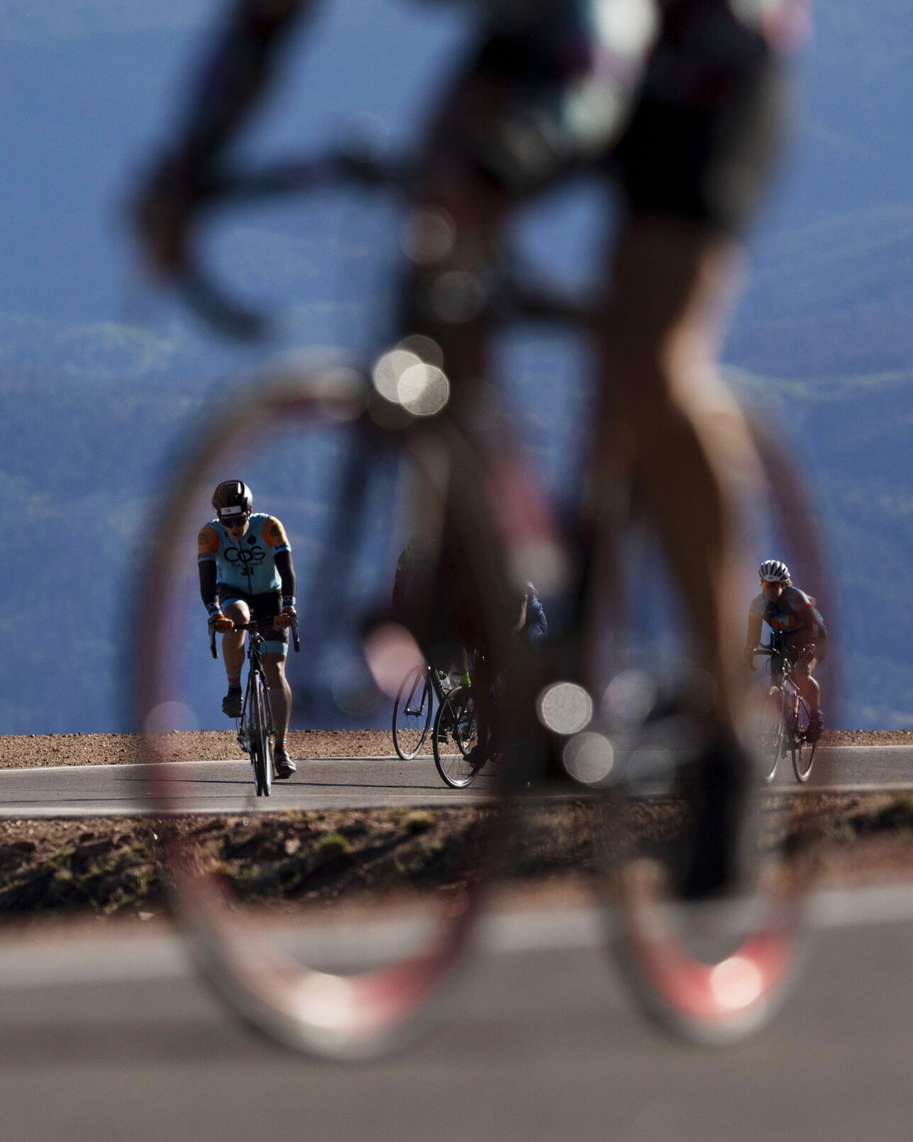 080920-news-cyclinghillclimb 03.jpg